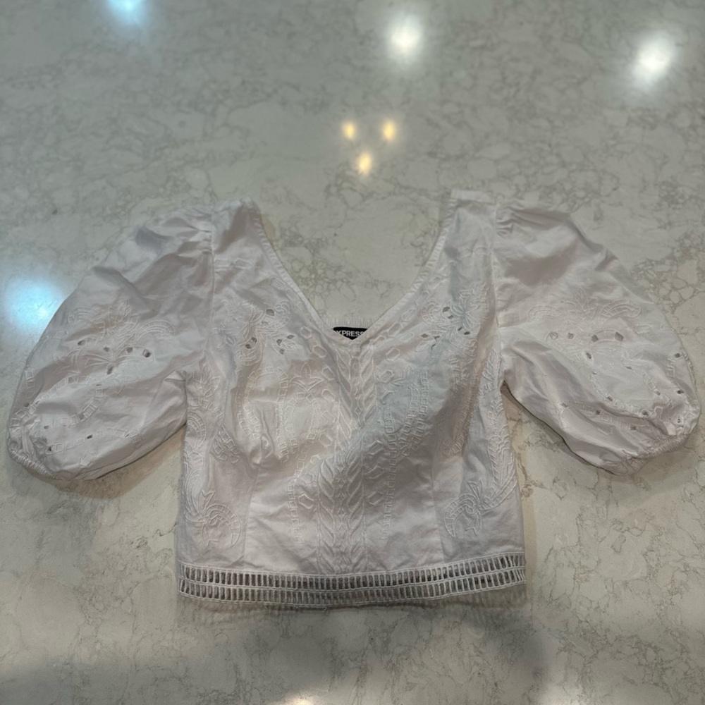 Express size XS top blouse white
